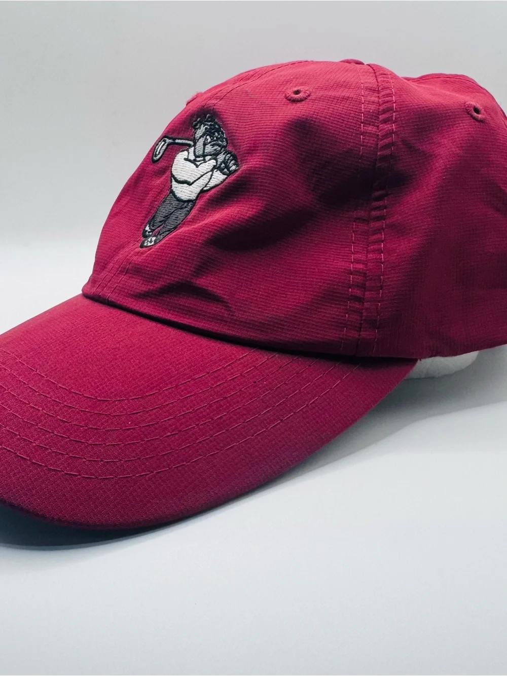 IMPERIAL Mississippi State Golf Swinging Bulldog, Burgundy Performance Hat, OSFM